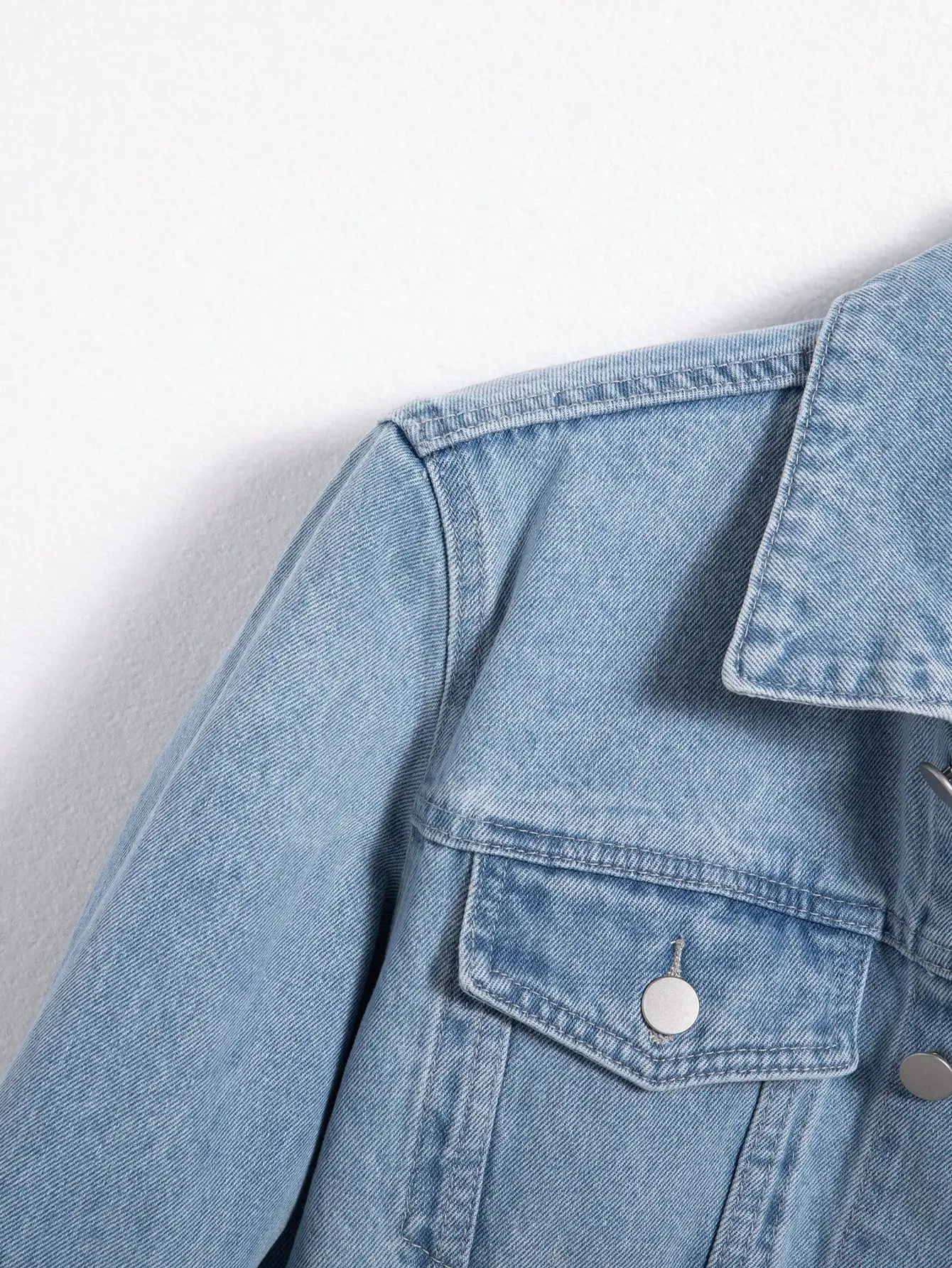 Men’s denim jacket for spring and autumn. Blue denim coat. Daily casual wear. Fashion trend.