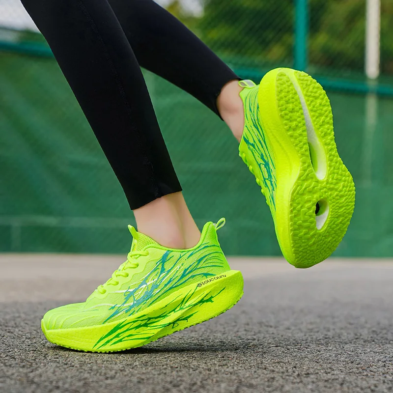 Marathon Running Shoes Men Carbon Board Speciality Sports Breathable Lightweight Women’s Comfortable Athletic Nonskid Sneakers